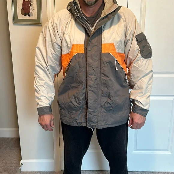 Foursquare snowboarding jacket - Picture 1 of 7